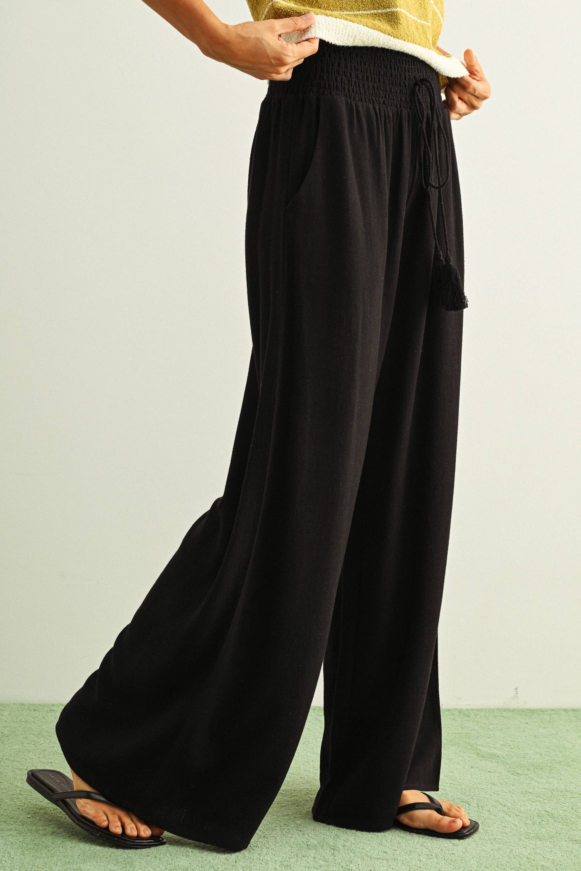 Noir Linen Pant