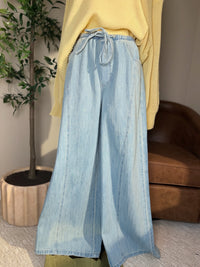 Classic Wide Denim