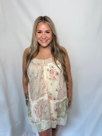 Petal & Lace Mini