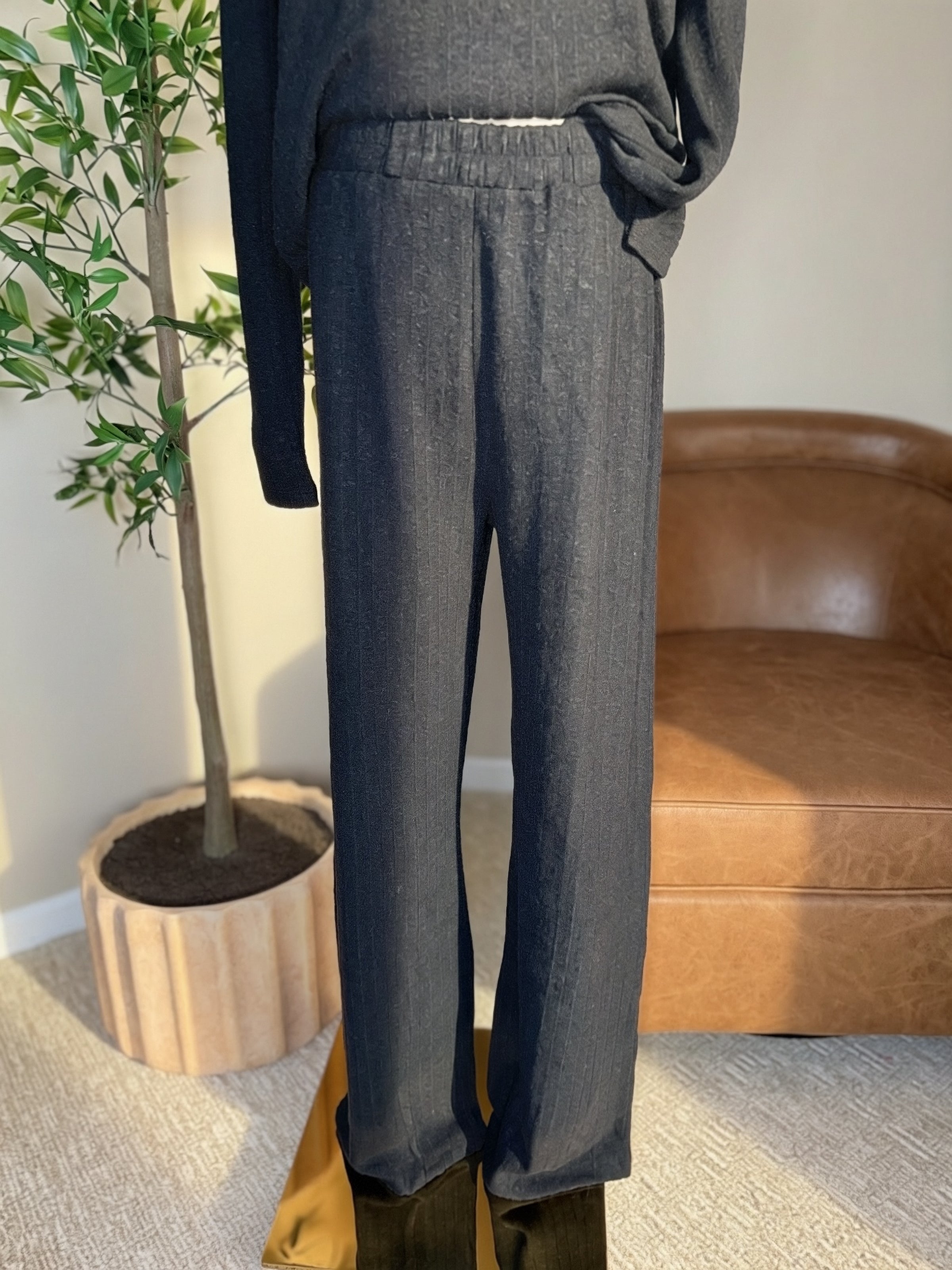 Ribbed Knit Pant