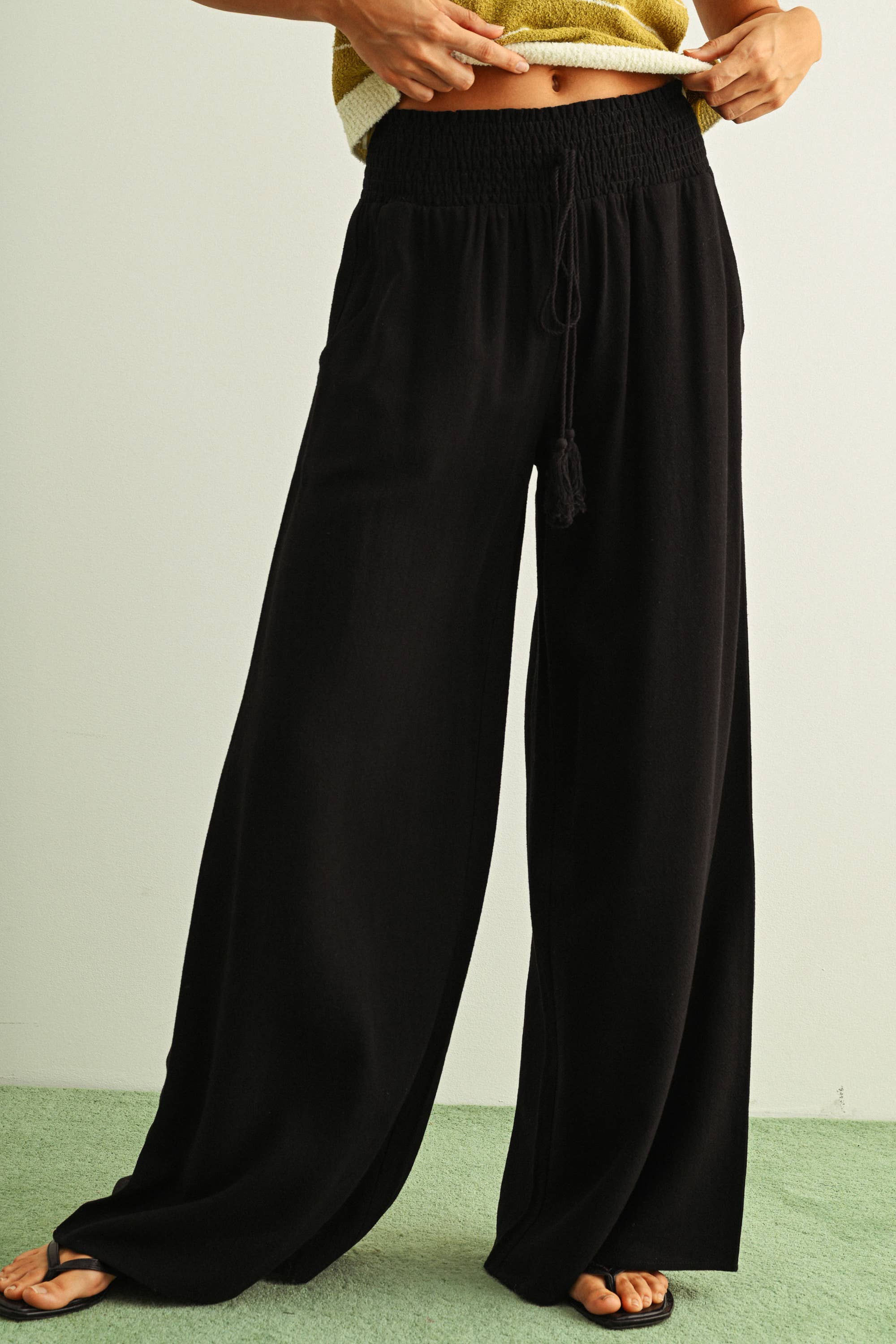 Noir Linen Pant